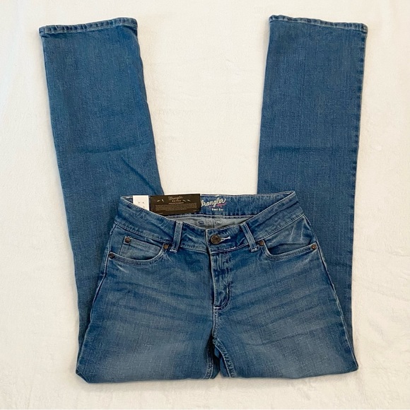 NWT Wrangler TALL Jeans Retro Light Blue Wash Mae Wide Leg Boot Cut 5 x 36" Long - Picture 5 of 6